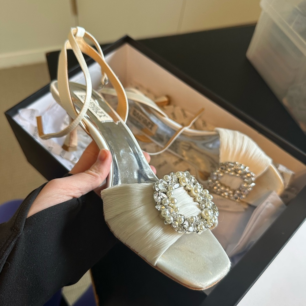 Badgley Mischka Ivory Satin Embellished Evening Heels